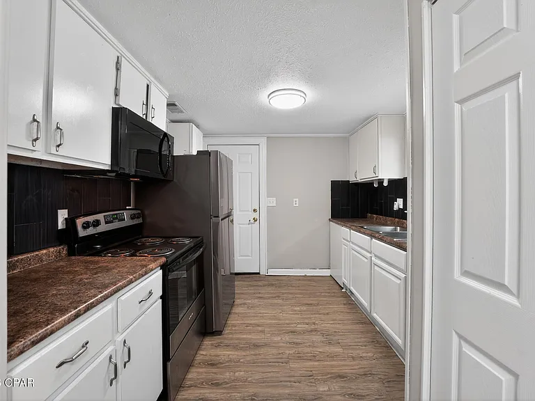 14108 Pelican St — Photo 19