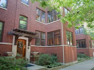 3951 W Waveland Ave #1, Chicago, IL 60618