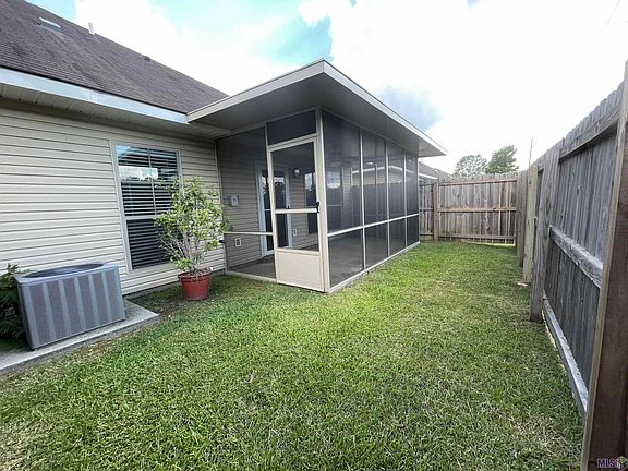 3rd image of 11705 Burgess Ave