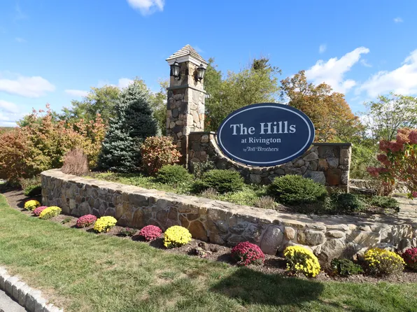 118 Warrington Round #118, Danbury, CT 06810