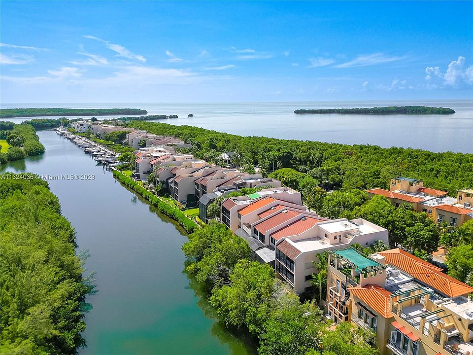 1st image of 6150 Paradise Point Dr #6150