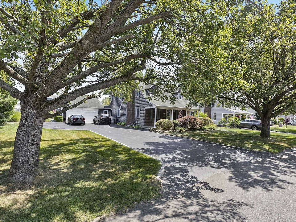 26 Lebrun Avenue, Amityville, NY 11701 MLS 3489144 Zillow