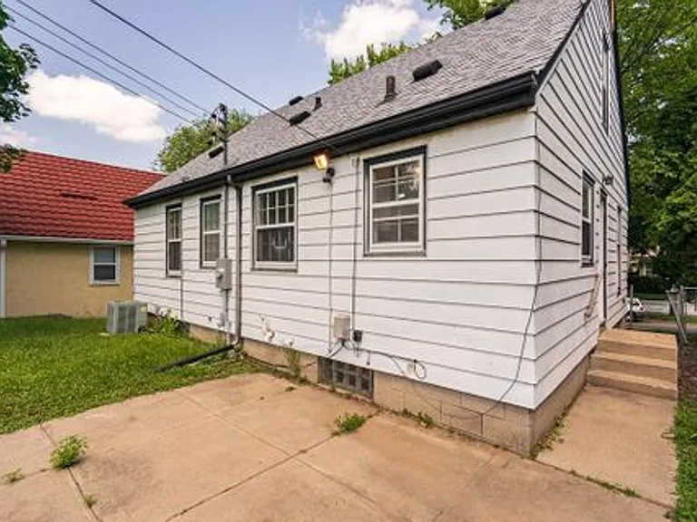 1262 Minnehaha Ave E — Photo 18
