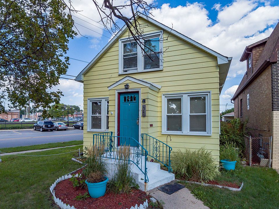 1st image of 2341 W North Ave