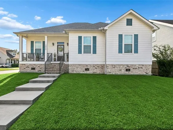 3800 Dominique Dr, Chalmette, LA 70043