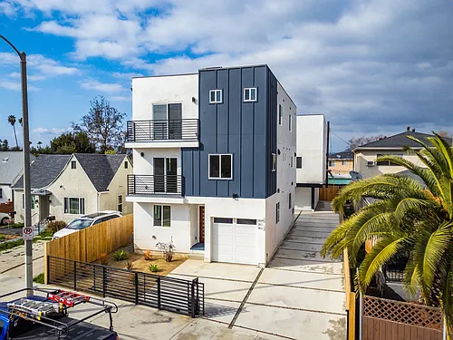 3811 Exposition Blvd Photo 1
