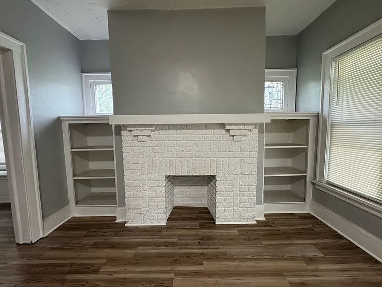 12701 Rexford Ave — Photo 5