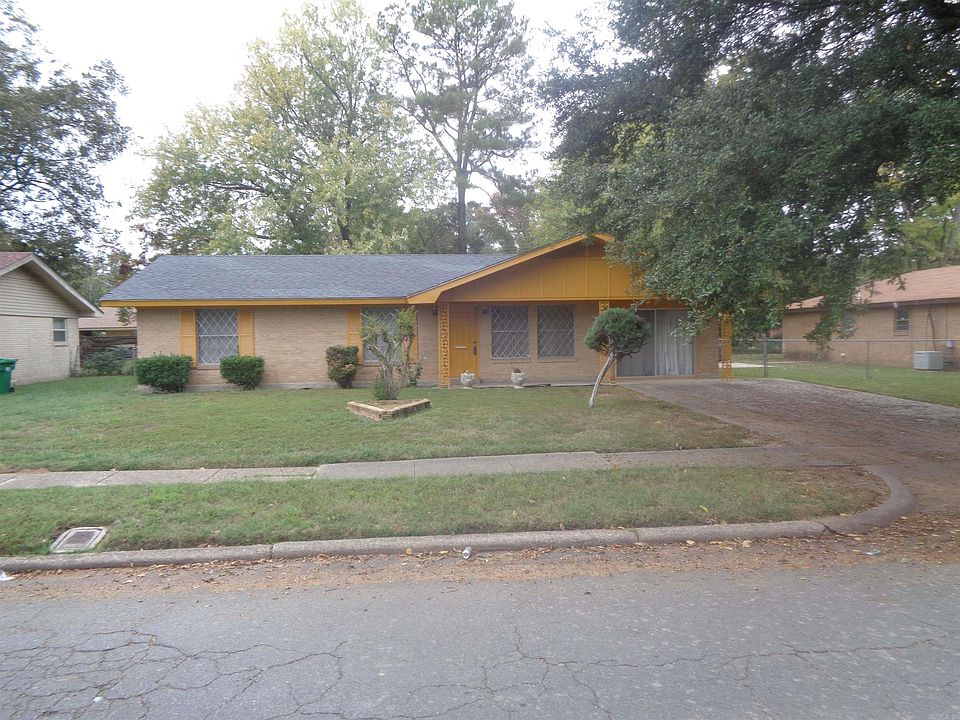 1st image of 1002 Belmont Dr