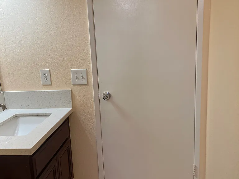 16183 Harvey Dr — Photo 39
