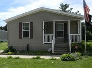 21 Countryside Est, Sandwich, IL 60548