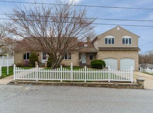 170 Macarthur Blvd, Coventry, RI 02816