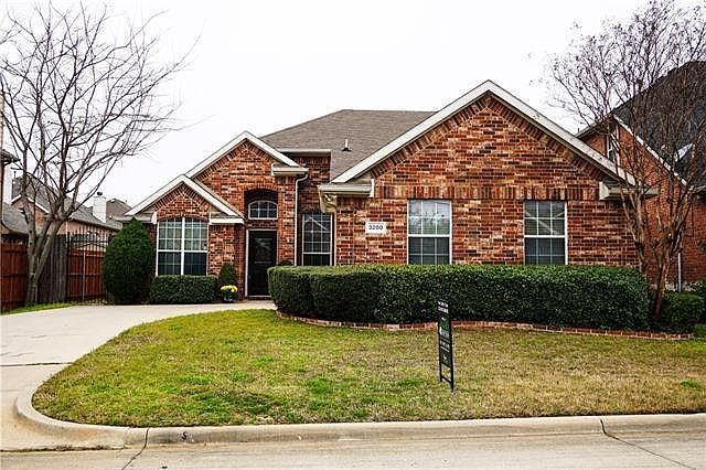 1st image of 3200 Willowdale Dr