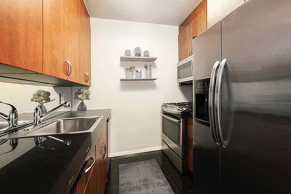 Rented by Voro NYC | media 7