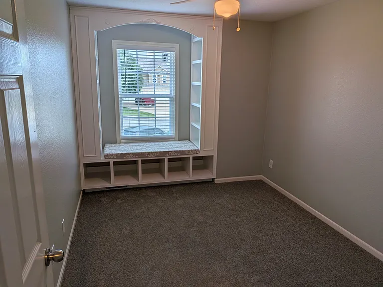 452 W Dogwood Ct — Photo 22
