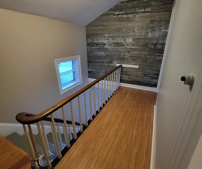 437 E Doty Ave — Photo 12