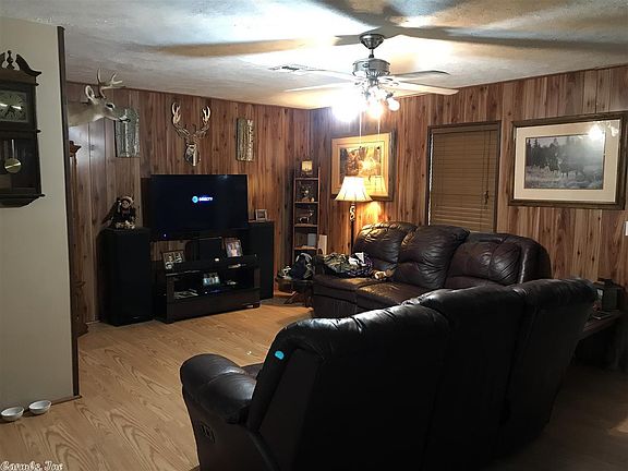 4th image of 318 Georgia St