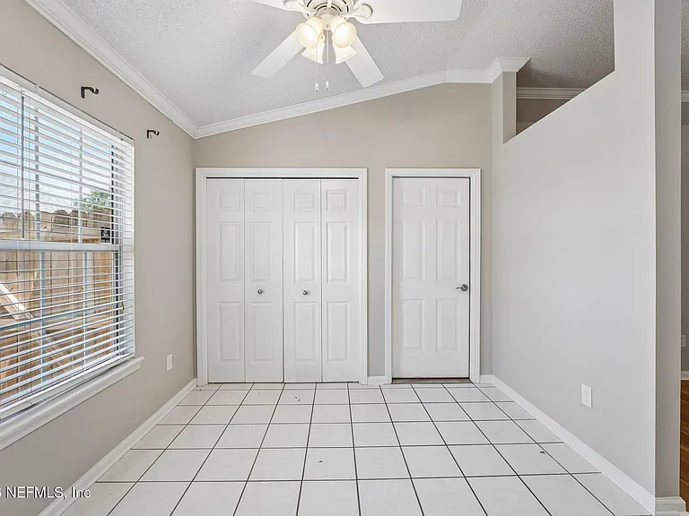1219 Stern Way — Photo 28
