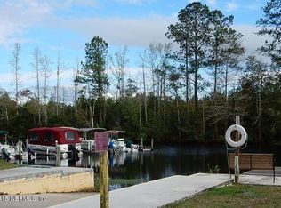 148 Pine Lake Dr, Satsuma, FL 32189