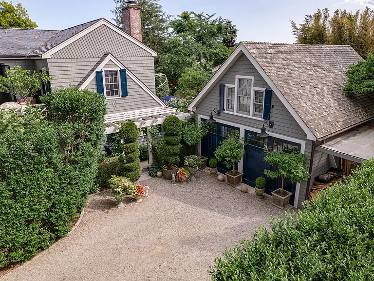 12 Huntington Ln — Photo 14