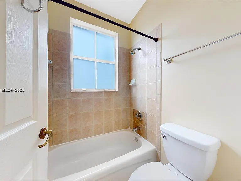 12281 SW 121st Ter — Photo 33