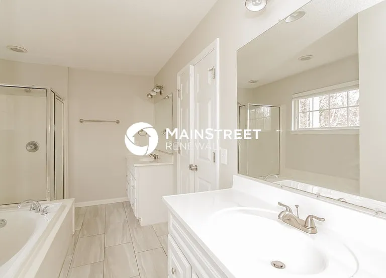 3639 Annandale Dr — Photo 12