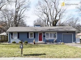 7744 Fontana St, Prairie Village, KS 66208