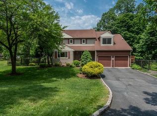 3 Ashley Ct, Morristown, NJ 07960