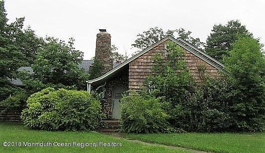 2nd image of 411 Hooper Ave