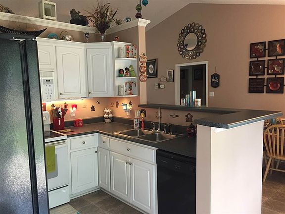 5th image of 712 Judy Ann Ct