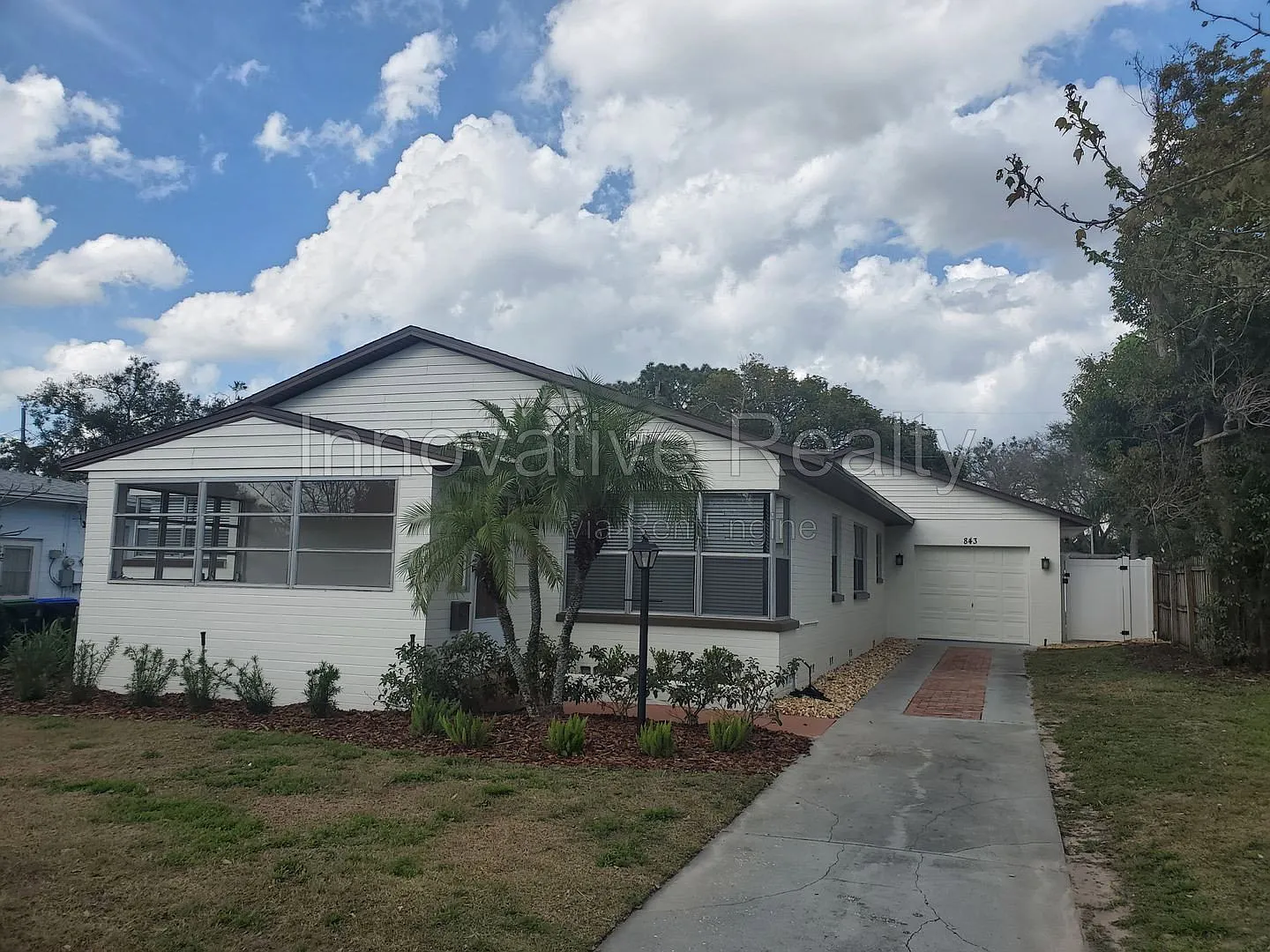 3 bed, 2.0 bath, 1580 sqft, $3,195 — Photo 1
