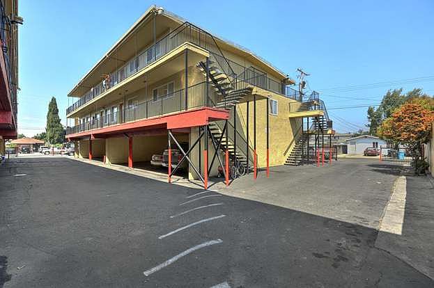 1st image of 200 Dumbarton Ave APT 10