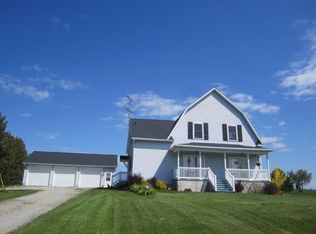 W6592 2 Rd, Menominee, MI 49858