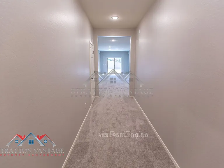 495 E Rio Pl — Photo 6
