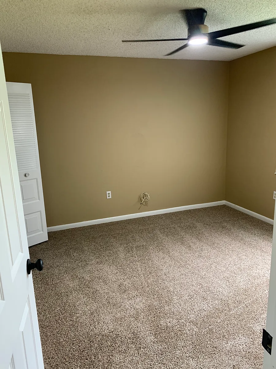 Building Photo - 746 Del Prado Dr