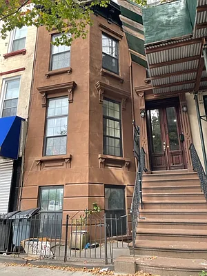 Rented by Bedford Brownstone Realty | media 25