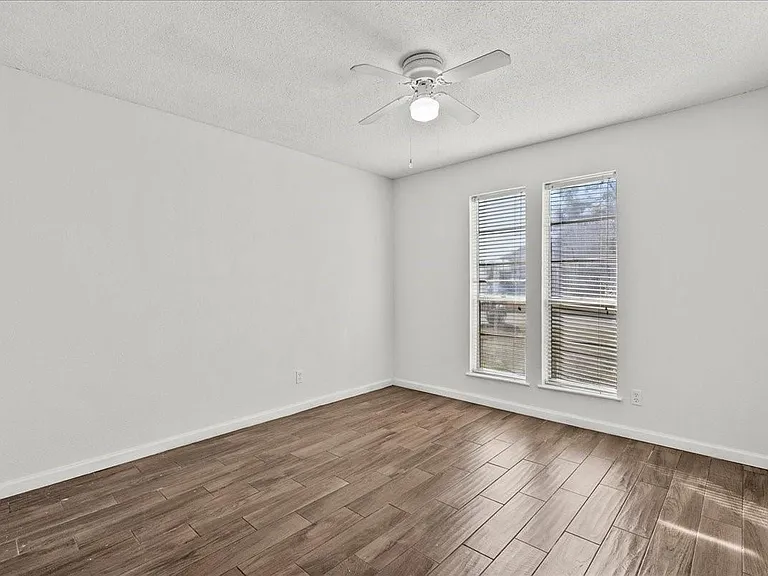 3705 Misty Cove Ct — Photo 21
