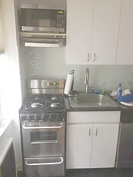 Rented by R New York