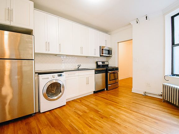 2nd image of 9 W 110th St APT 24