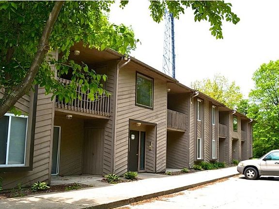 2nd image of 2600 & 2602 W Godman Ave #302