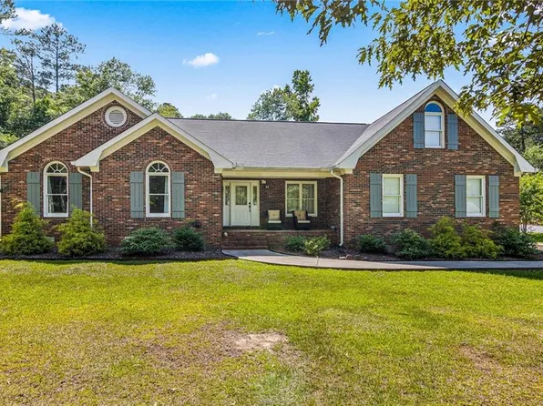 1800 Julian Dr, Watkinsville, GA 30677