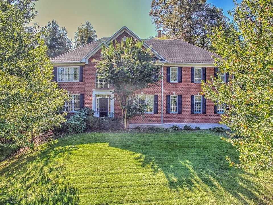 5376 Montague Way
