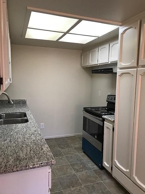 2nd image of 1845 New Horizons Dr APT 1