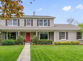 449 Briargate Ter, Hinsdale, IL 60521