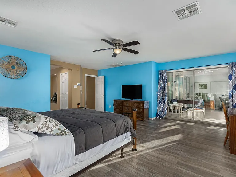 8440 W Alex Ave — Photo 35