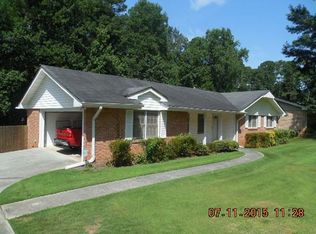 1387 Ridgewood Dr, Lilburn, GA 30047