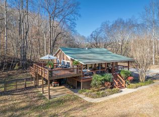 1905 McEntire Rd, Tryon, NC 28782