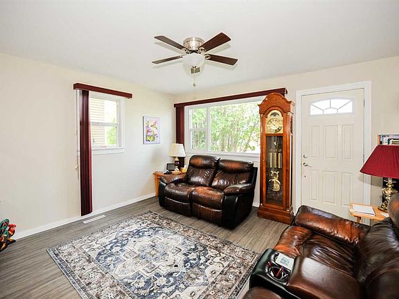 2nd image of 5223 W 46th St