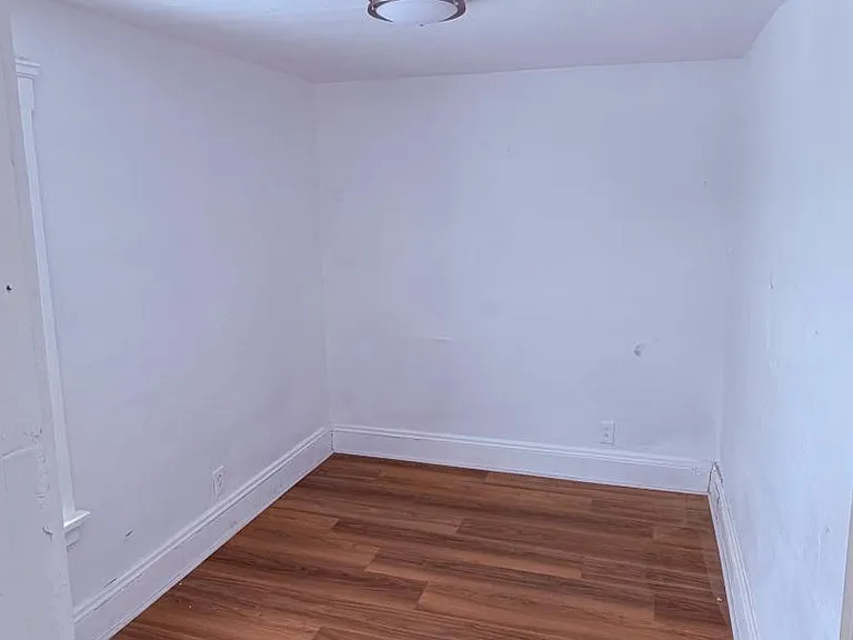 Unit Photo