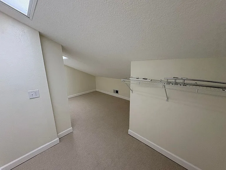 314 Westlake Ct — Photo 25