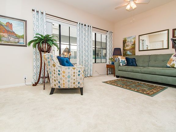 2nd image of 720 W 4th St Unit 216